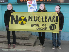 Пикет против АЭС в Мурманске. Фото: pim.org.ru