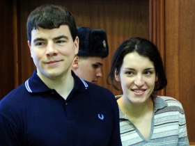 Никита Тихонов и Евгения Хасис. Фото с сайта www.news.nswap.info