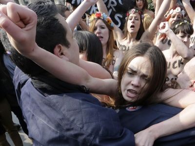 Акция Femen в Ганновере. Фото: Reuters