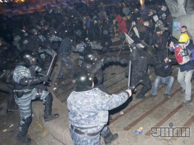 Разгон майдана 30 ноября. Фото: УНИАН