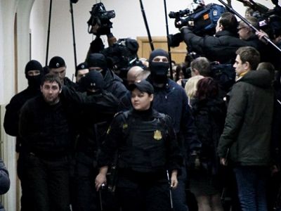 Басманный суд, 8.3.15. Конвоирование З.Дадаева. Фото - http://ph.livejournal.com/77521.html