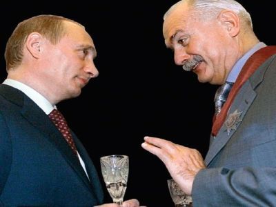 Михалков и Путин. Фото: znak.com