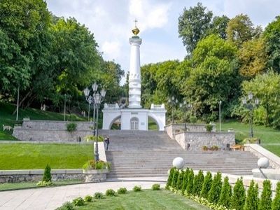 Памятник Магдебургскому праву в Киеве. Публикуется в yakovenkoigor.blogspot.ru