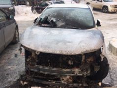 Автомобиль после поджога, Фото: страница Андрея Трофимова во 