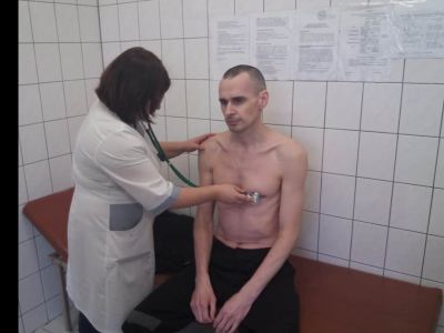 Олег Сенцов в больнице. Фото: 89.fsin.su