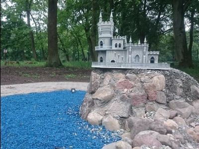 "Ласточкино гнездо" в парке миниатюр. Фото: kaliningrad-city24.ru