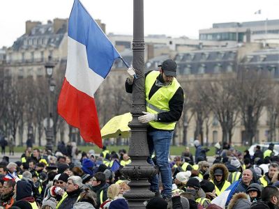 Акция "желтых жилетов". Фото: Charles Platiau / Reuters