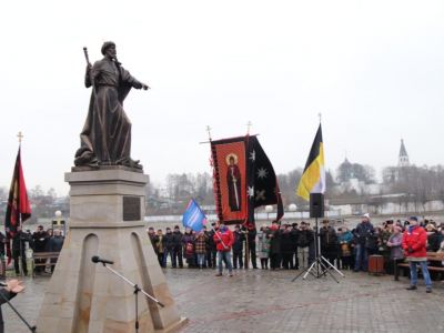 Открытие памятника Ивану Грозному в Александрове, 7.12.19. Фото: provladimir.ru