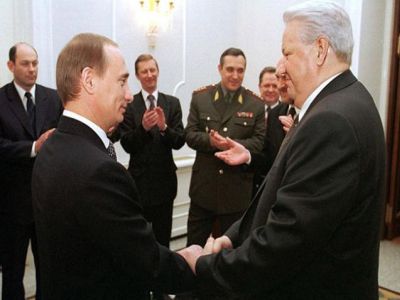 Борис Ельцин и Владимир Путин, 1999 г. Фото: novosti333.ru