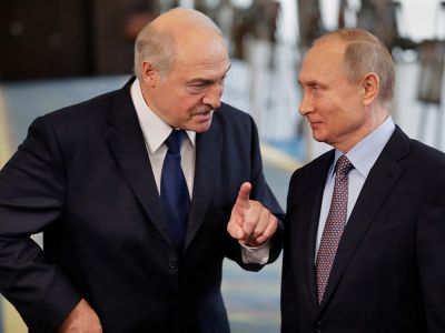 Александр Лукашенко и Владимир Путин. Фото: Михаил Метцель / ТАСС